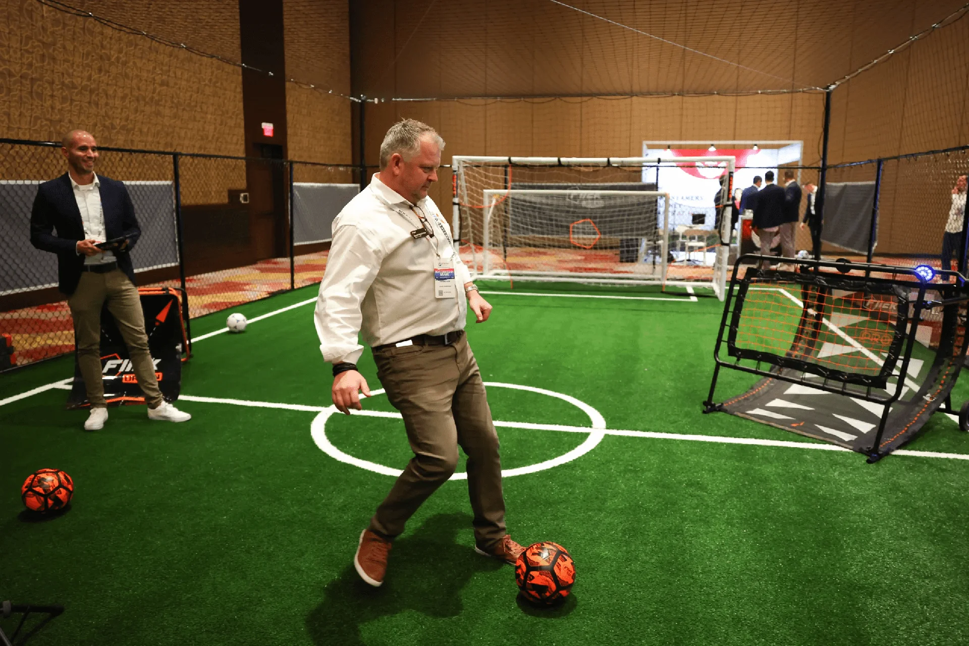 MBR34711_2vc1L8sU-1-scaled